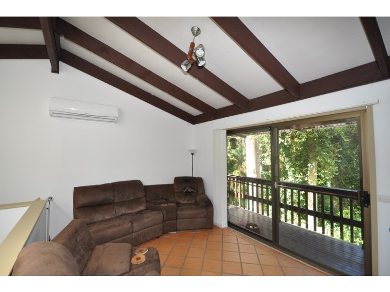 3 Fern Close, Wyoming NSW 2250