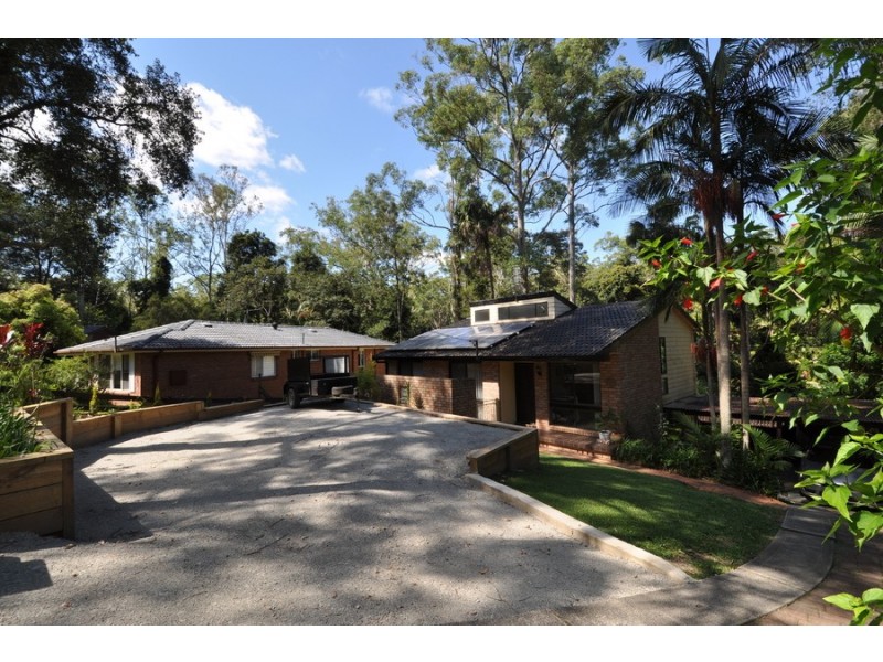 3 Fern Close, Wyoming NSW 2250