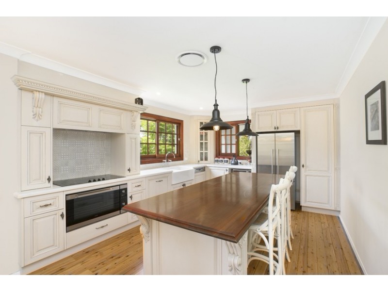 3 Bourbon Street, Wyoming NSW 2250