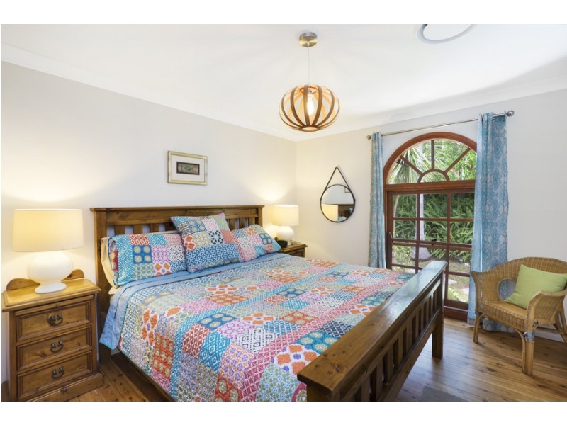 3 Bourbon Street, Wyoming NSW 2250