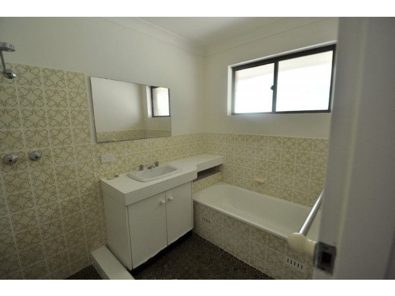 3/144 Faunce Street, Gosford NSW 2250