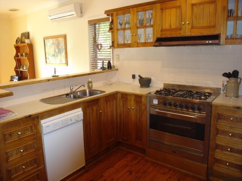 12 Hakea Close, Wyoming NSW 2250