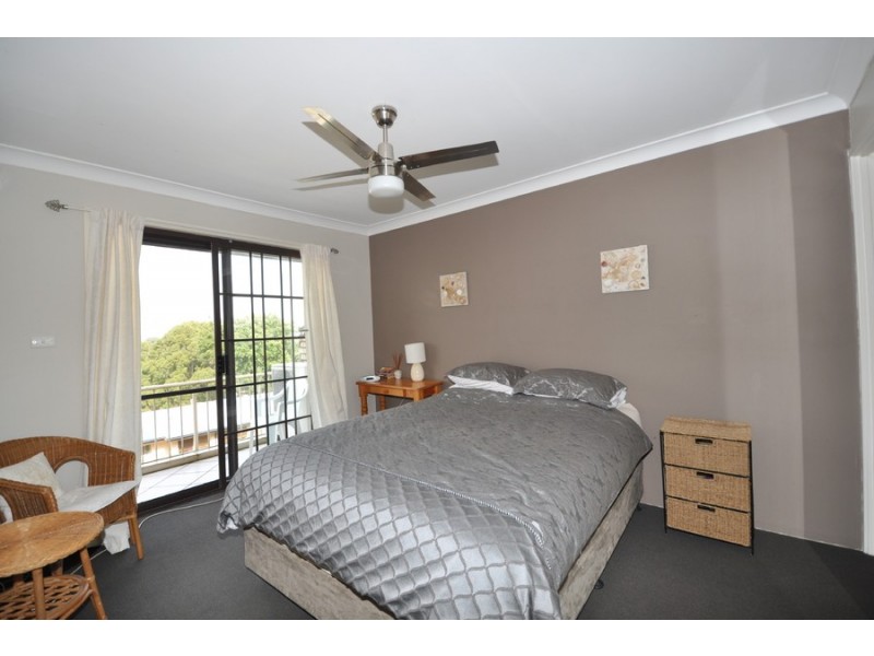 1/1 Joseph Lloyd Close, Gosford NSW 2250