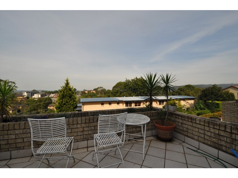 1/1 Joseph Lloyd Close, Gosford NSW 2250