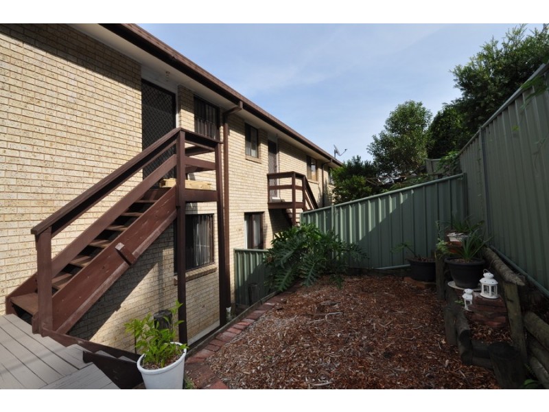 1/1 Joseph Lloyd Close, Gosford NSW 2250