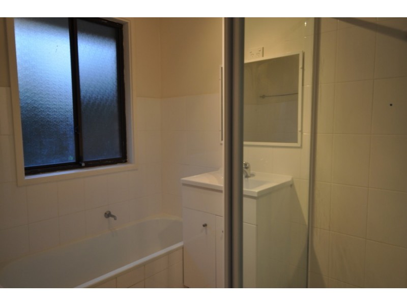 2 June Close, Green Point NSW 2251