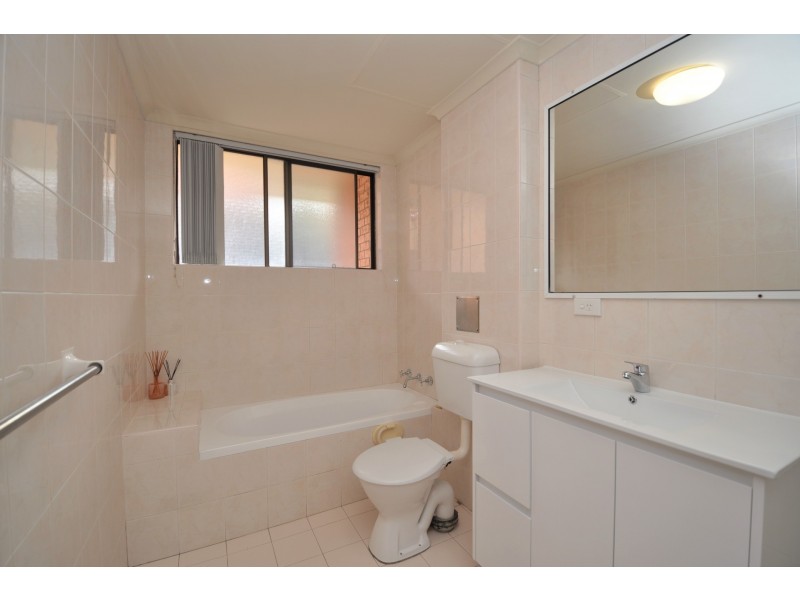 3/52 Showground Road, Gosford NSW 2250