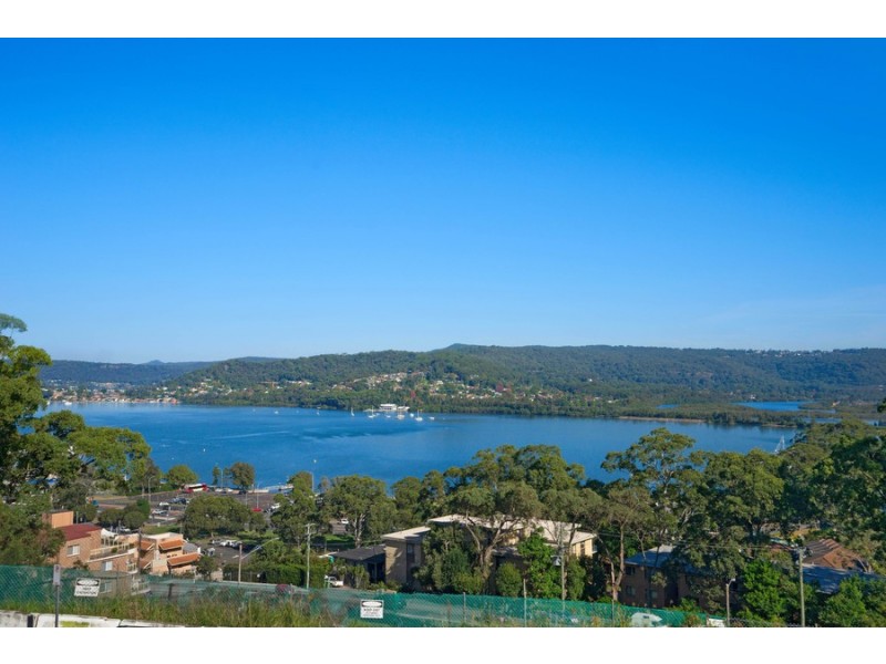 8/91-95 John Whiteway Drive, Gosford NSW 2250