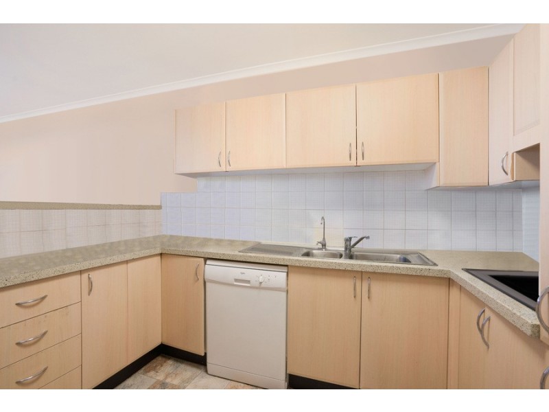 8/91-95 John Whiteway Drive, Gosford NSW 2250