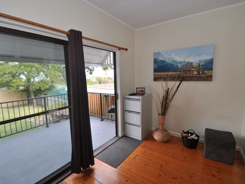 147 Wells Street, Springfield NSW 2250