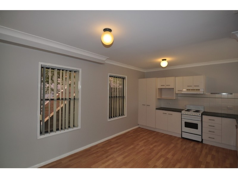 2/101A Faunce West Street, Gosford NSW 2250