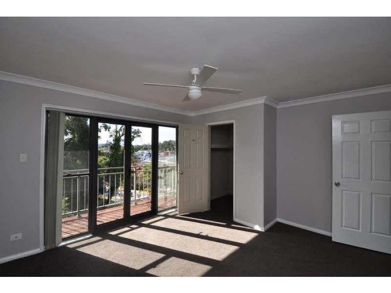 2/101A Faunce West Street, Gosford NSW 2250