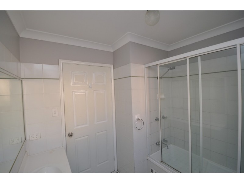 2/101A Faunce West Street, Gosford NSW 2250