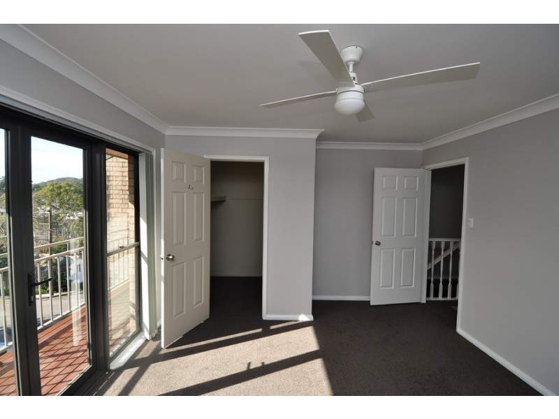 2/101A Faunce West Street, Gosford NSW 2250