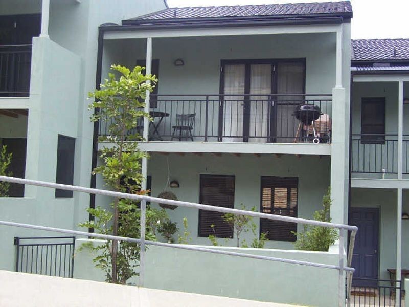 3/7 Broadview Avenue, Gosford NSW 2250