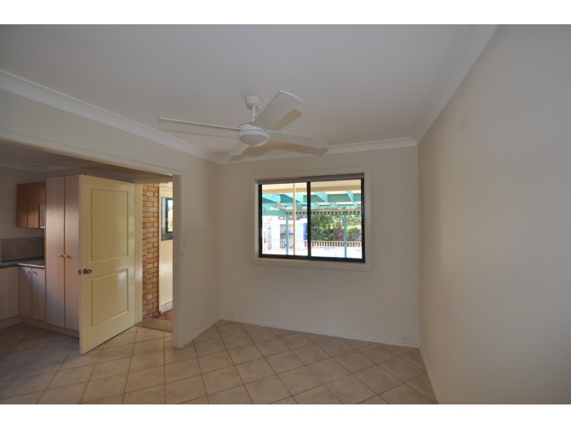 36 Day Street, Wyoming NSW 2250