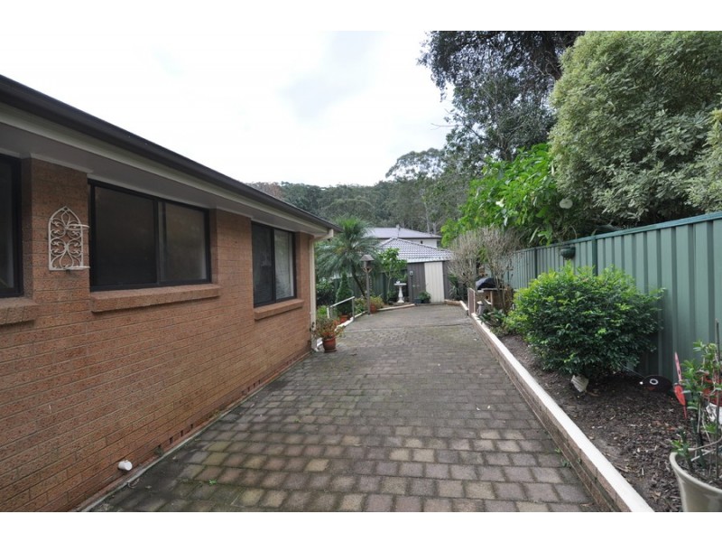 27 Rainforest Road, Wyoming NSW 2250