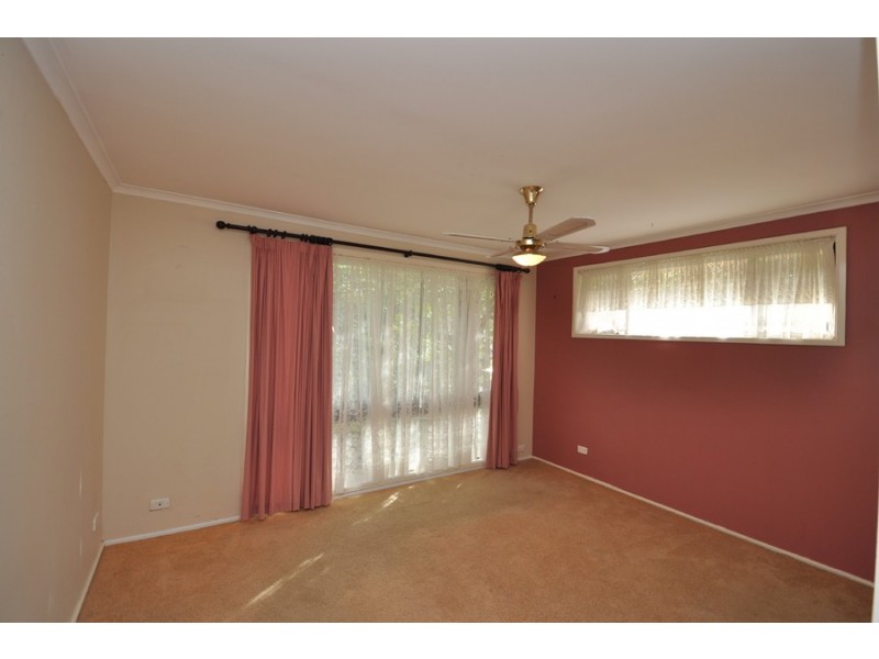 27 Rainforest Road, Wyoming NSW 2250