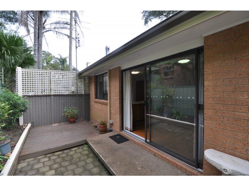 27 Rainforest Road, Wyoming NSW 2250