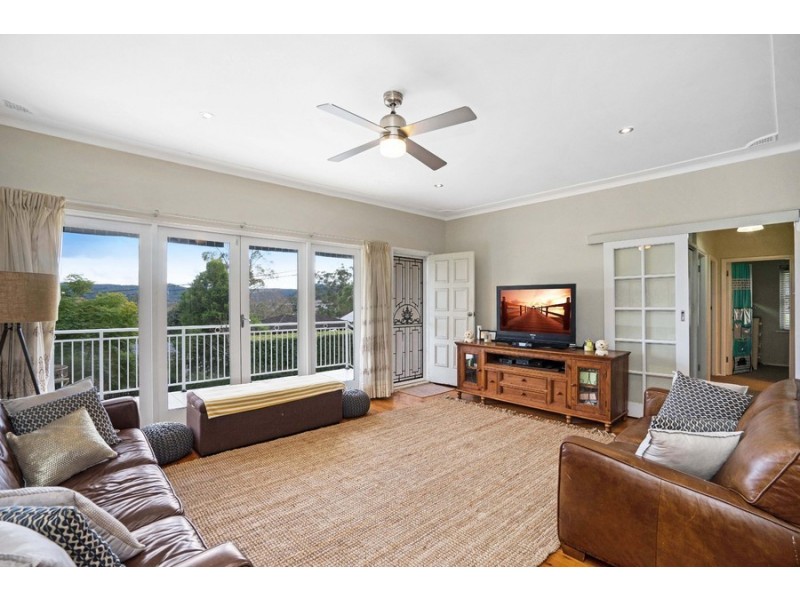 19 Orange Parade, Wyoming NSW 2250