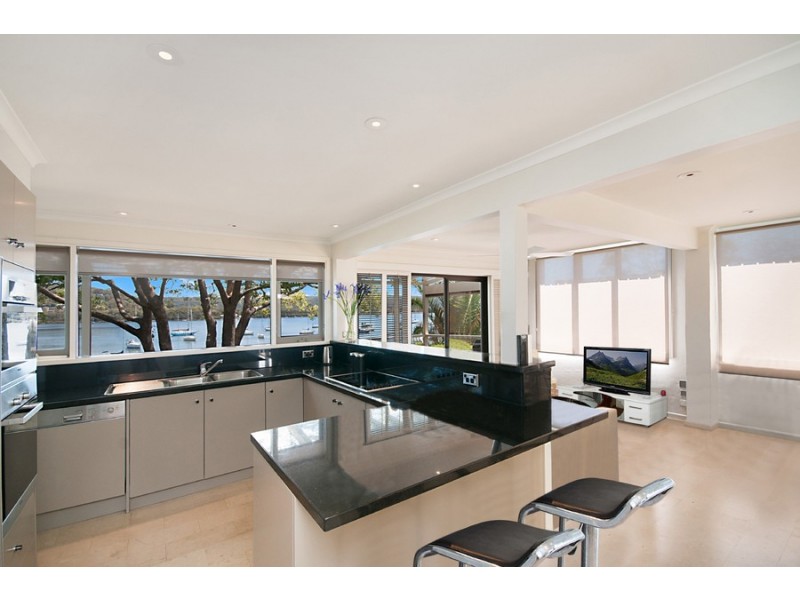 34 Eulalia Avenue, Point Frederick NSW 2250