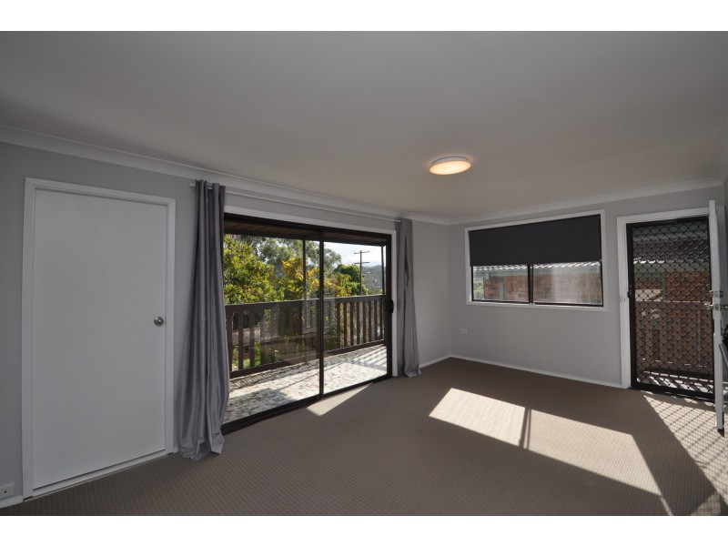 16 Joyce Avenue, Wyoming NSW 2250