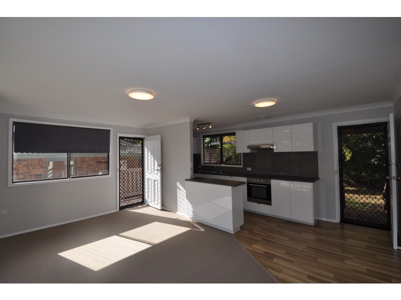 16 Joyce Avenue, Wyoming NSW 2250