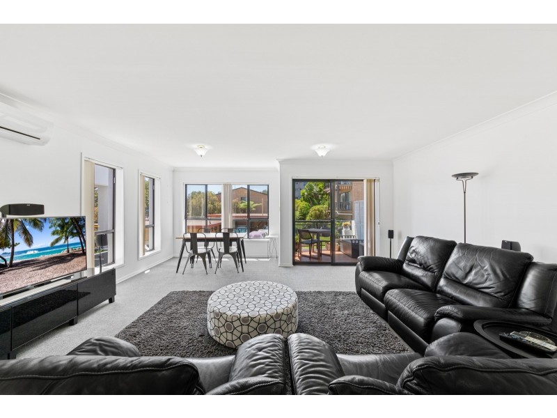 3/14 Lynn Avenue, Point Frederick NSW 2250