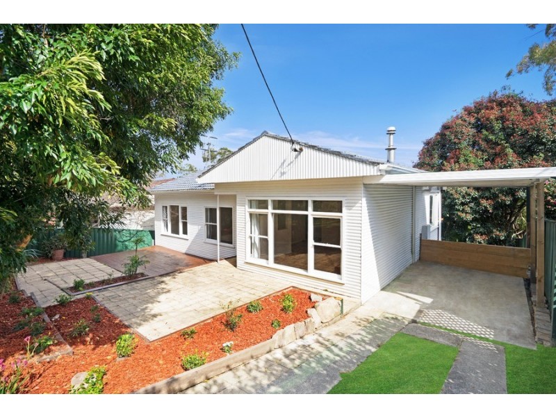 22 Orange Parade, Wyoming NSW 2250