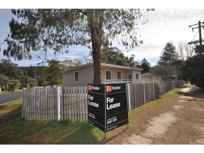 39 Golden Avenue, Point Clare NSW 2250