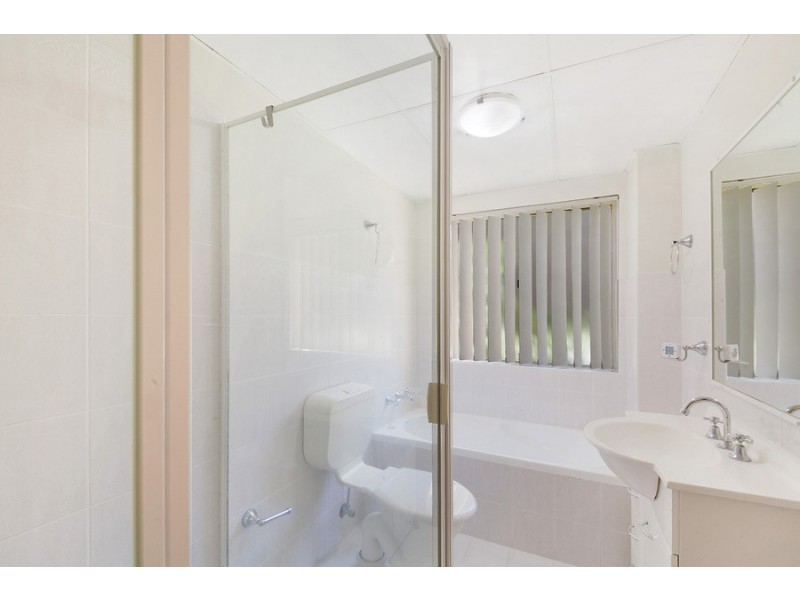 11/35 Central Coast Highway, Gosford NSW 2250