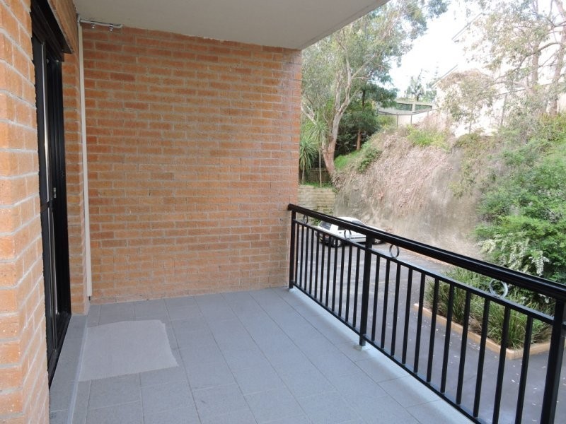 17/1 Batley Street, Gosford NSW 2250