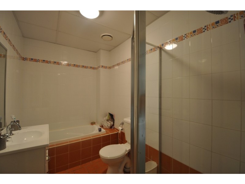 17/1 Batley Street, Gosford NSW 2250