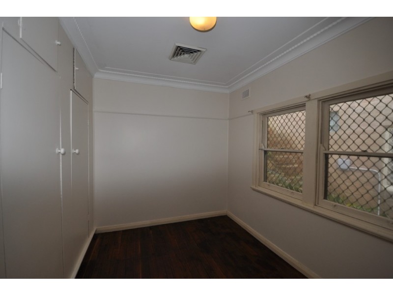 24 Kendall Street, Gosford NSW 2250