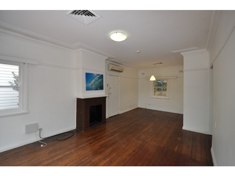 24 Kendall Street, Gosford NSW 2250