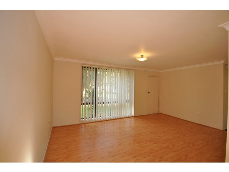 13 Roselands Avenue, Wyoming NSW 2250