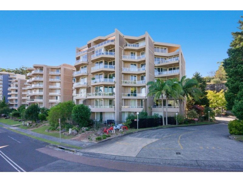 36/91-95 John Whiteway Drive, Gosford NSW 2250