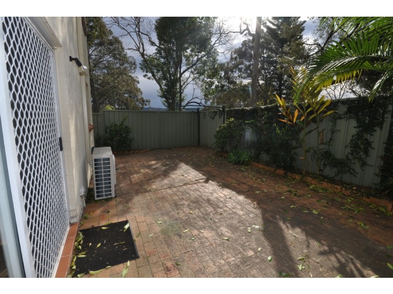 2/4 Duke Street, Point Frederick NSW 2250