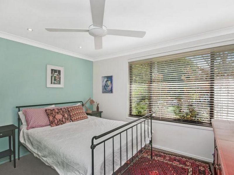 15 Spring Avenue, Springfield NSW 2250