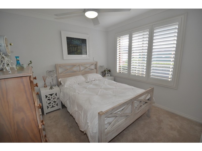 4/293-295 Henry Parry Drive, Wyoming NSW 2250