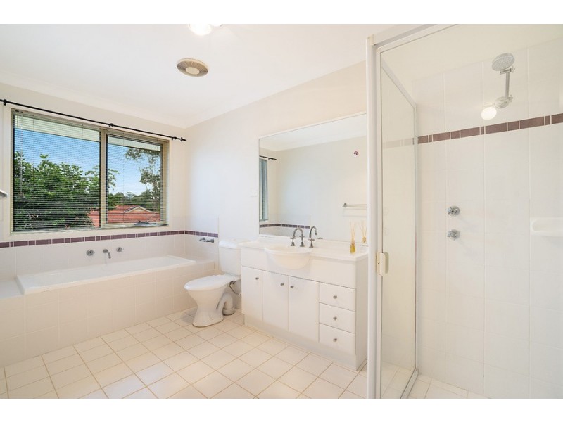 19 Wingello Crescent, Wyoming NSW 2250