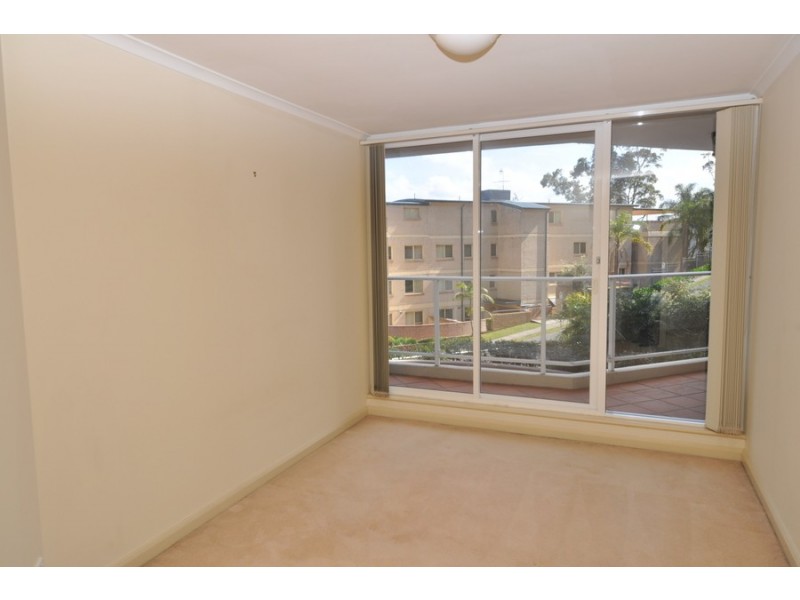 203/97-99 John Whiteway Drive, Gosford NSW 2250