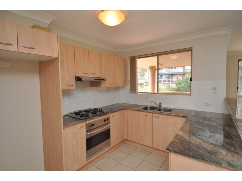 7/3-5 Shortland Street, Point Frederick NSW 2250
