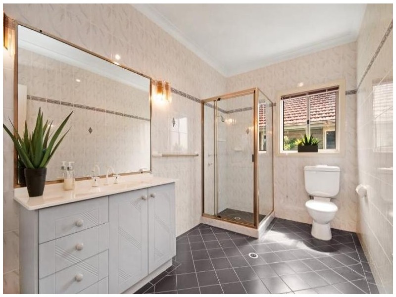 87 Caroline Street, East Gosford NSW 2250