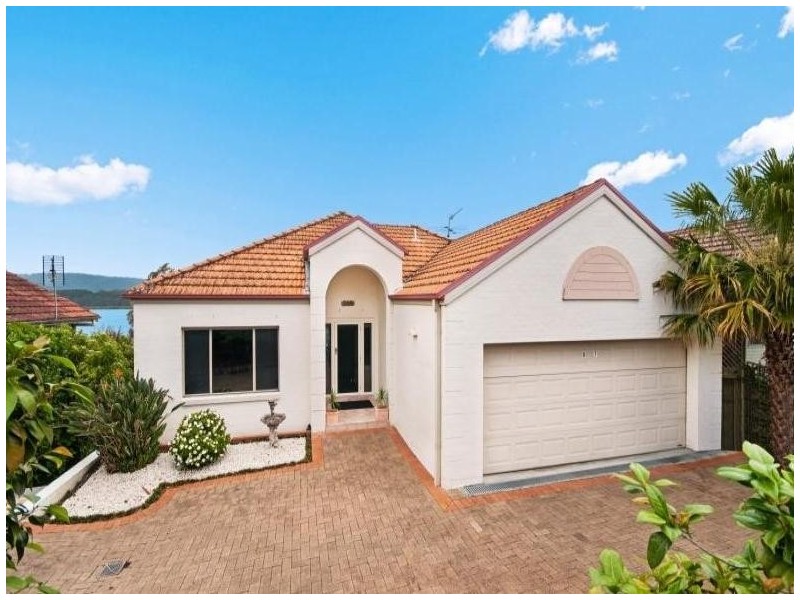 87 Caroline Street, East Gosford NSW 2250