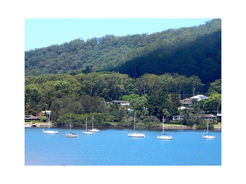 87 Caroline Street, East Gosford NSW 2250