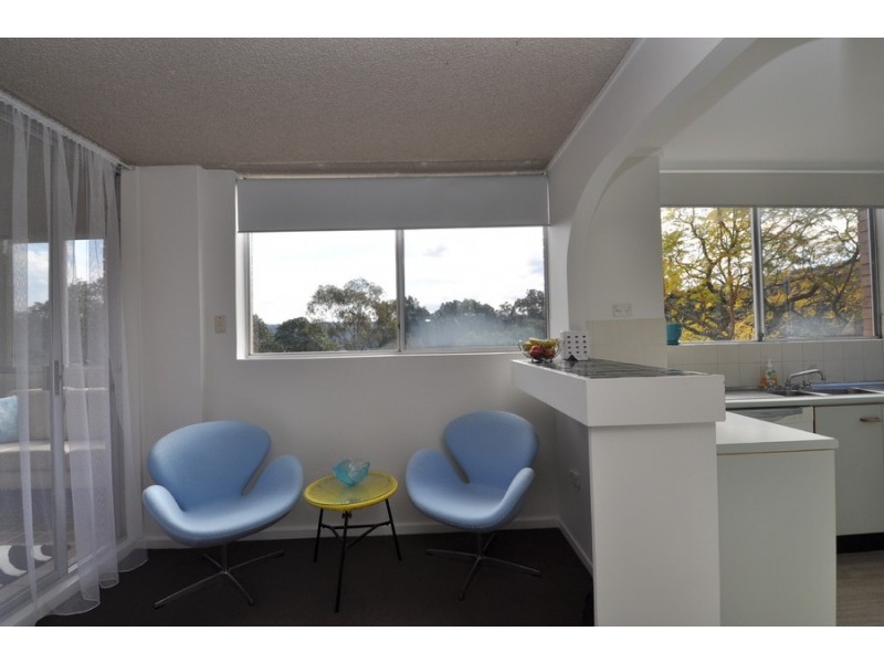 9/1 Mann Street, Gosford NSW 2250