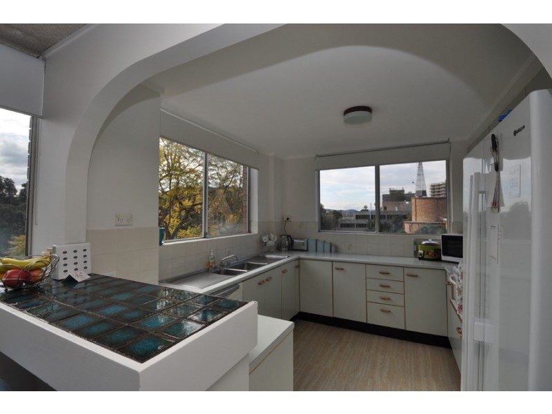 9/1 Mann Street, Gosford NSW 2250