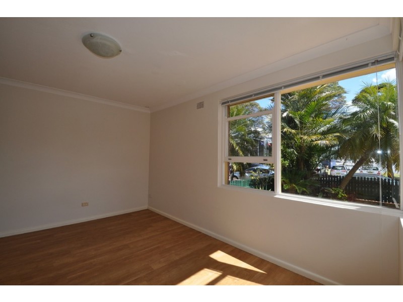 1/29 Masons Parade, Point Frederick NSW 2250