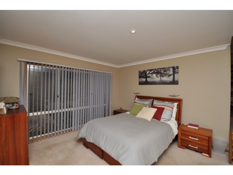 92 Bay View Avenue, East Gosford NSW 2250